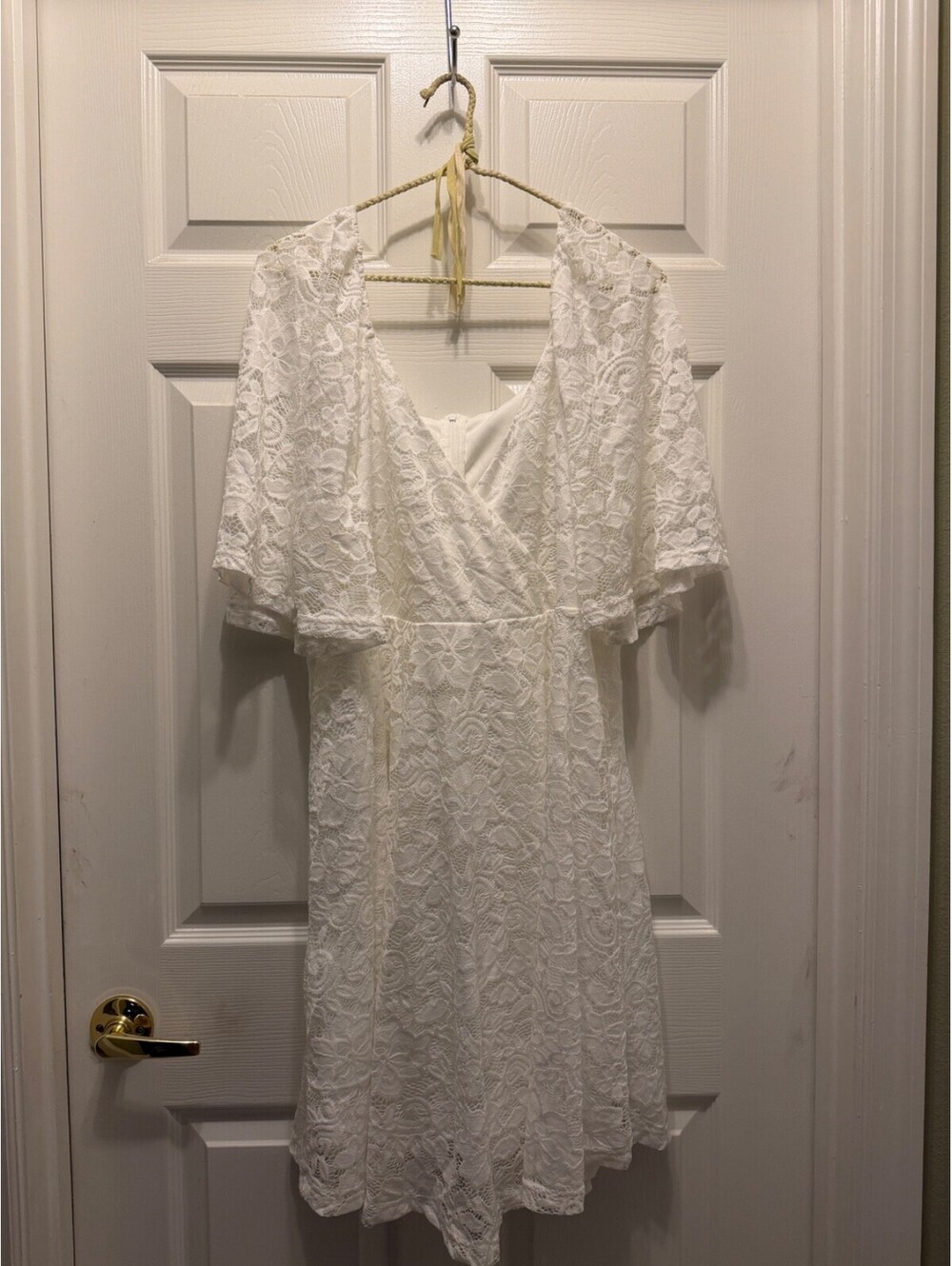 Shein Curve White Lace V Neck Dress With Sleeves 4XL